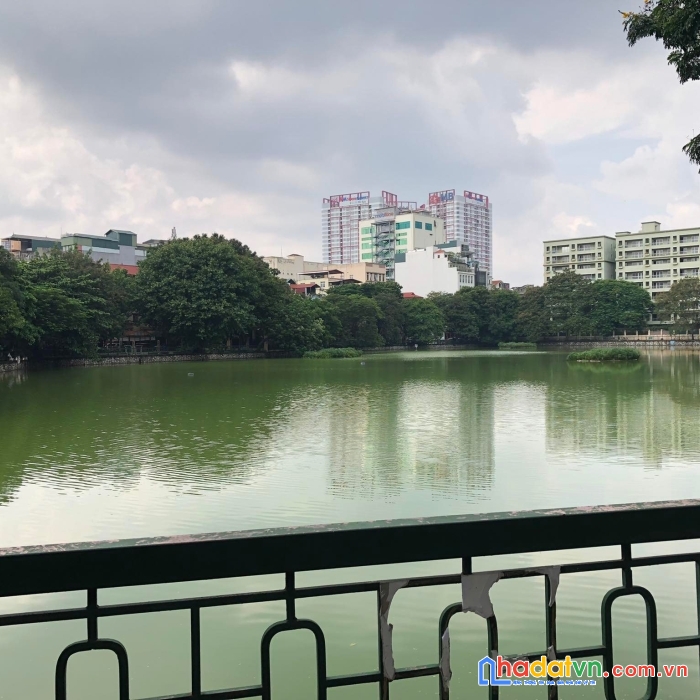 Bán siêu phẩm có 102,võ thị sáu,hai bà trưng,47m2,5 tầng,giá chỉ hơn 9tỷ. ôtô đỗ cửa,kinh doanh
