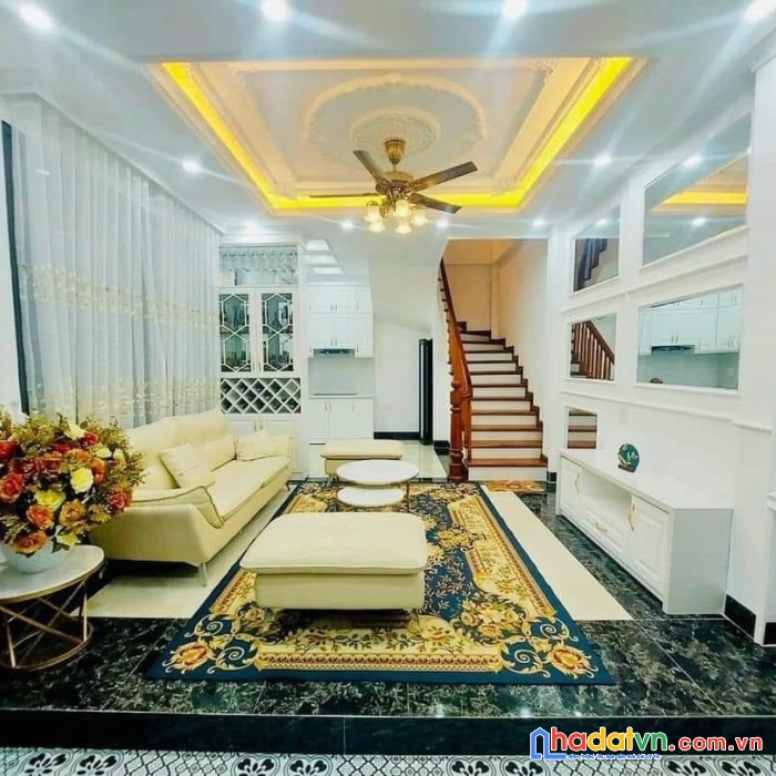 Bán nhà ba đình 35m2 5t 4.7 tỷ sát phố, mới đẹp, kd 0912288365