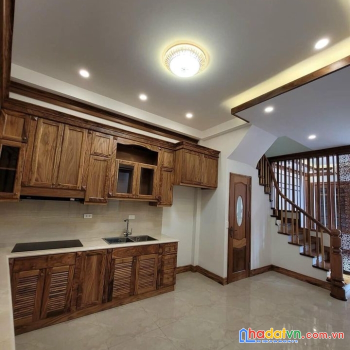 Bán nhà văn tiến dũng, bắc từ liêm 50m2 x 3 tầng, ô tô đỗ cổng, dân xây, 4.25 tỷ.