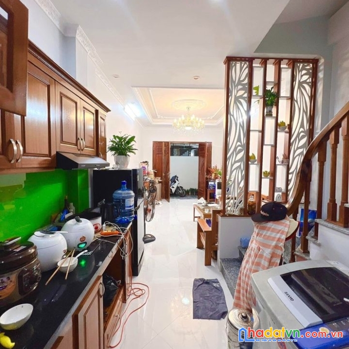 Trung tâm quận ba đình-41m-5 tầng ở luôn chỉ 4tỷ