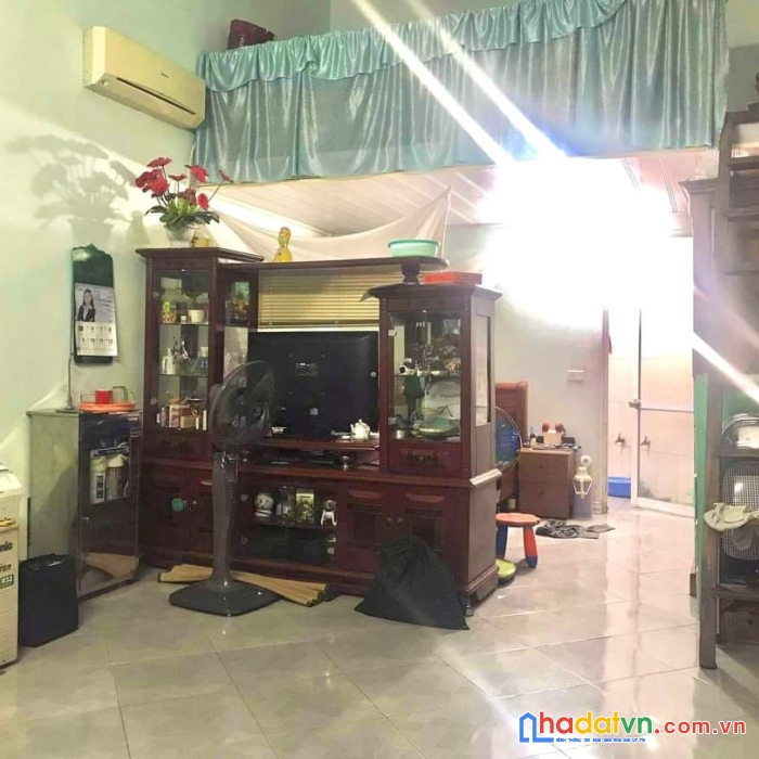 Tân xuân bắc từ liêm,ô tô lùi cửa,diện tích rộng,giá hạt rẻ,sẵn 2 phòng khép kín cho thuê,48m 2,7