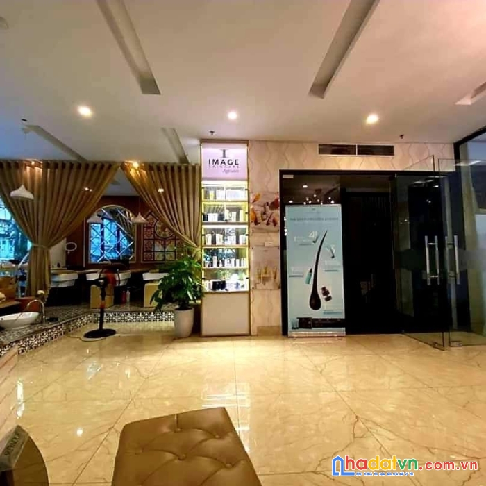 Siêu phẩm phố ngụy như kon tum - vị trí kim cương - cực vip - lô góc - kinh doanh sầm uất ngày đêm