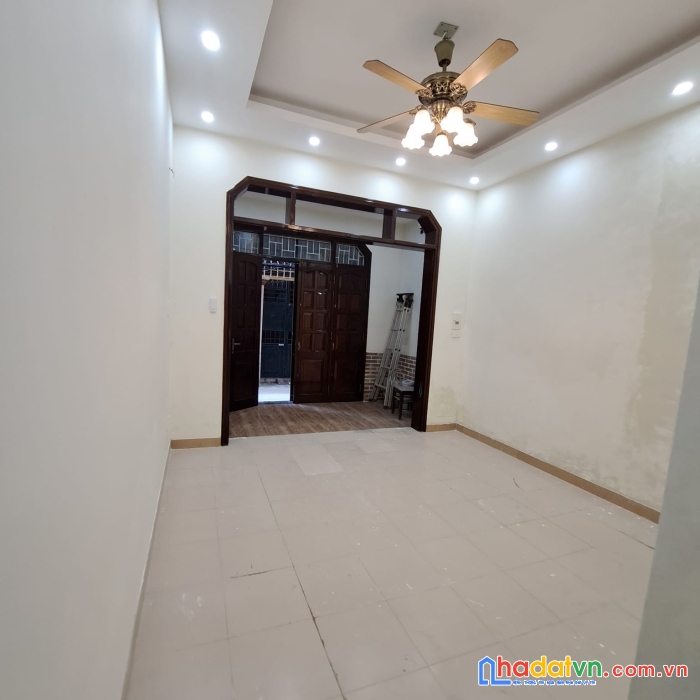 Bán gấp nhà phố lê trọng tấn, thanh xuân 52m, 4 tầng. giá 7.9 tỷ