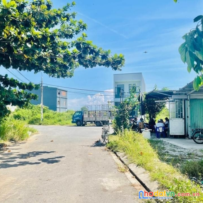 Đất đấu giá ở quảng nam đường  7m5, sổ hồng sẳn sàng sở hữu ngay với 680 triệu/nền 