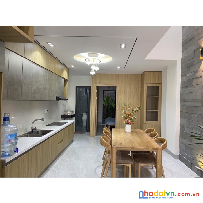 Nhà mới,full nội thất. diện tích 73m2, ô tô, đường trường chinh giá nhỉnh 2 tỷ  tlcc -0905522660