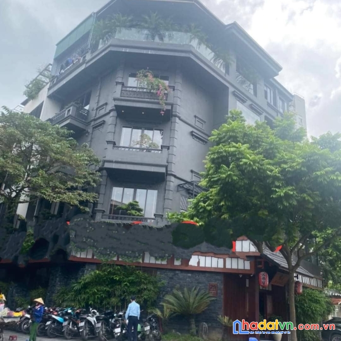 Tòa nhà cao tầng mặt phố nguyễn ngọc nại 9 tầng, vỉa hè rộng dòng tiền khủng
