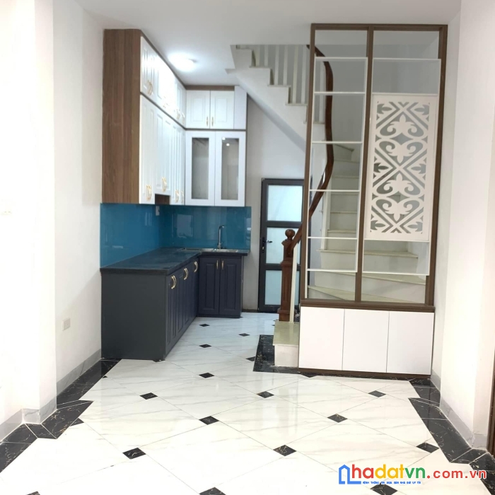 Bán nhà 35m2 khu trung tâm phúc đồng - đối diện sân golf - hàng xóm vinhomes - nhà đẹp chỉ nhỉnh 3