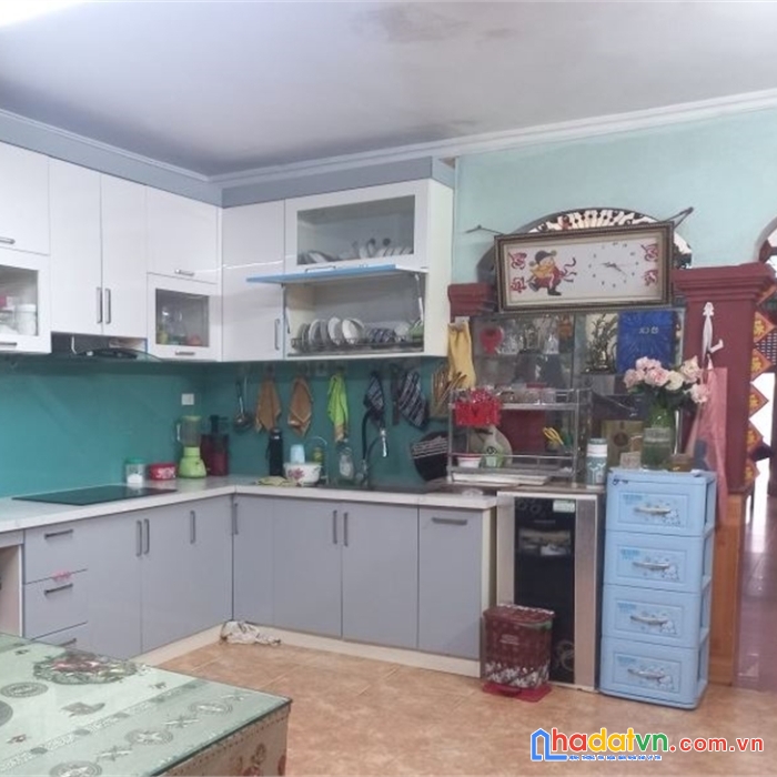 Bán nhà đẹp hồng tiến, 45m x 4t, mt 5.4m, nở hậu, ngõ thông, ô tô nhỉnh 3 tỷ.