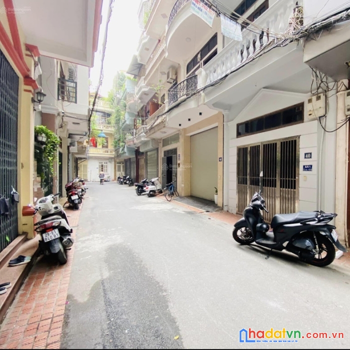 Vip nguyễn trãi-ngã tư sở-60m-11,8 tỷ-5 tầng-mt4m - 2 mặt ngõ, ô tô tránh, dừng, đỗ trước nhà-gara