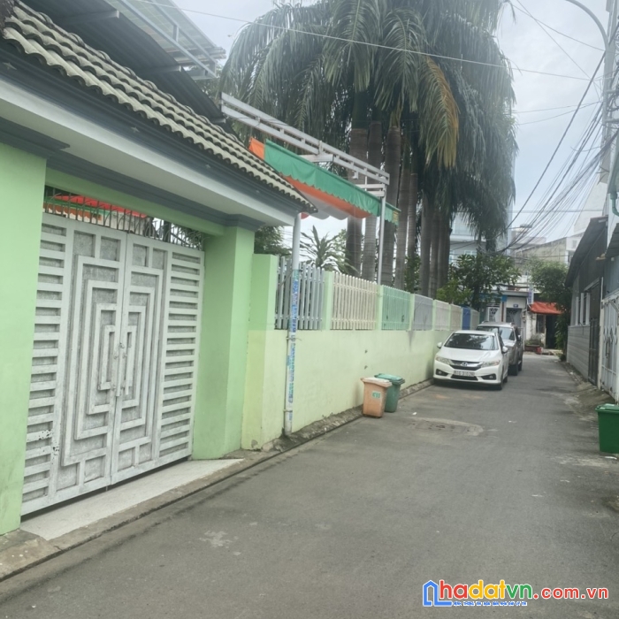 Bán nhà hiệp bình chánh, thủ đức. 99m2 hxh nở hậu, ở liền. 4 tỷ 500tl.