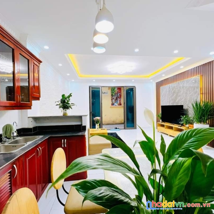 9 tỷ siêu rẻ, siêu vip- bán nhà mặt phố bồ đề 85m, mt5,2, kinh doanh- 2 thoáng