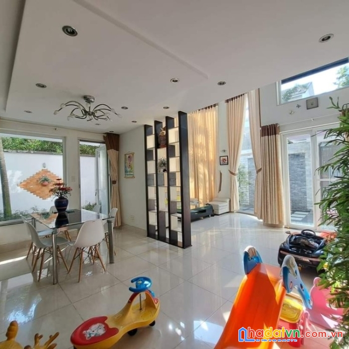 Bán căn biệt thự tâm huyết gia đình - đường đặng văn bi