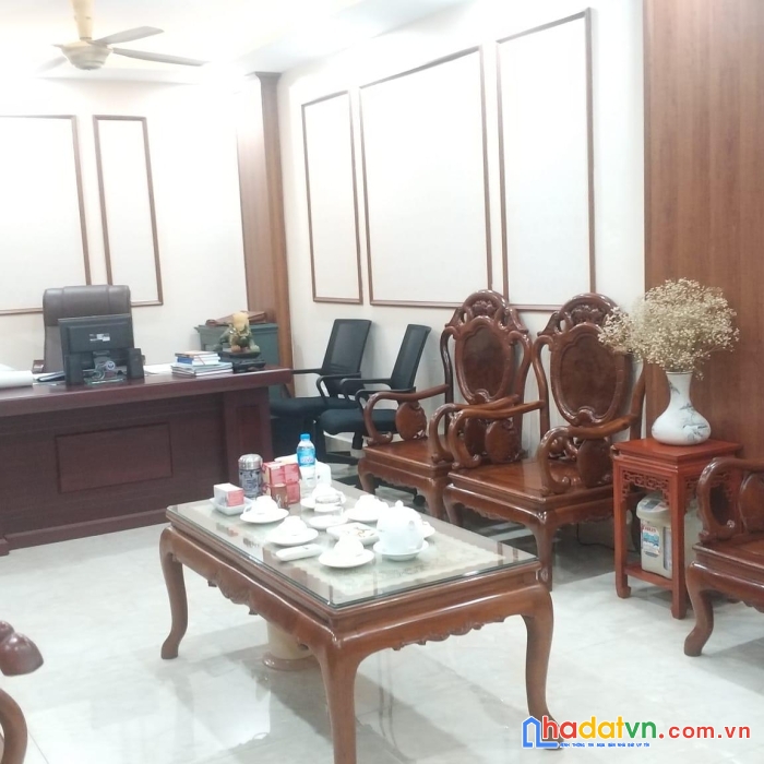 Bán tòa nhà văn phòng  phú diễn  30.5 tỷ dt 138m2, 8 tầng mt 7.2 m  doanh thu trên 100 triệu /
