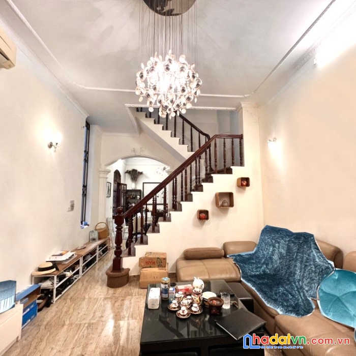 72m² x 4 tầng, phố doãn kế thiện, ô tô tránh, 12 tỷ 6
