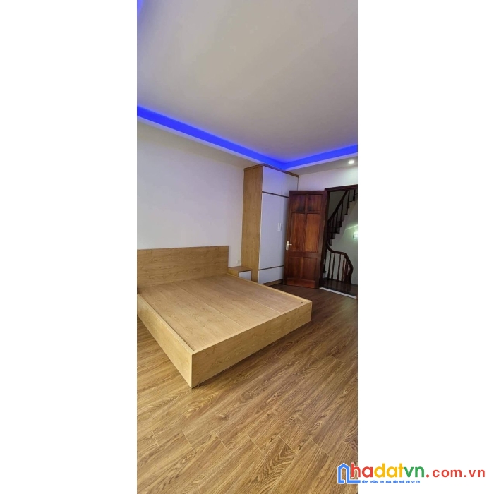 Nhà đẹp, ở luôn, ô tô vào nhà lê trọng tấn hà đông. 35mx4t. 3.95 tỷ.