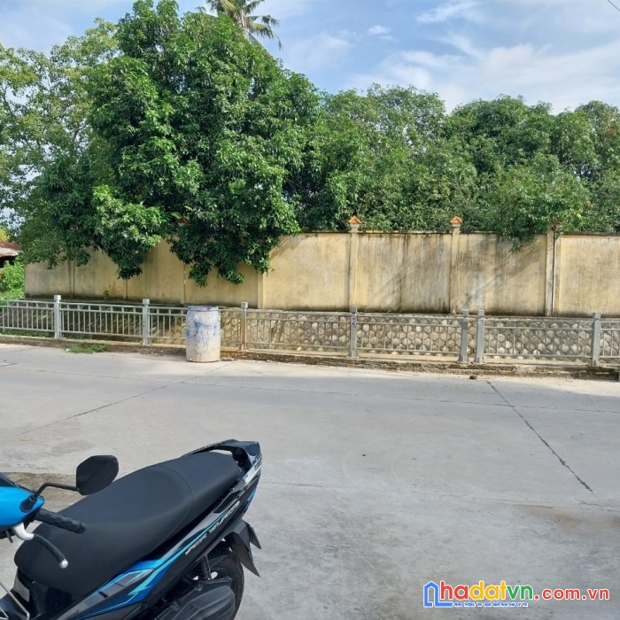 Chính chủ cần ban đất vị trí đẹp trung tâm q12