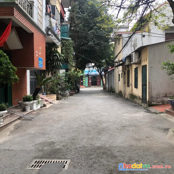 Bán nhà đức giang,  long biên 67m2 - 4.3tỷ phân lô vip, ô tô  tránh