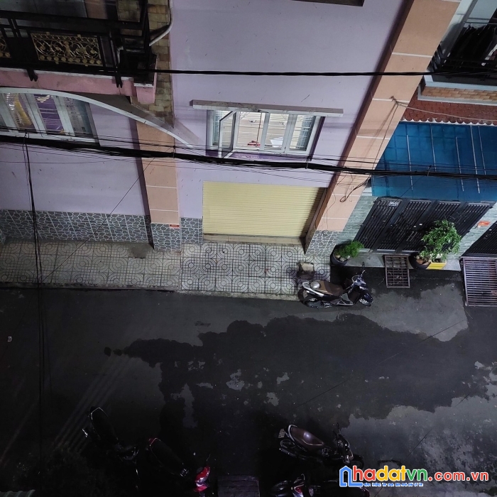 Ngay  lottemart nguyễn văn lượng phườnb 10 gò vấp - 4 tầng đúc  - hẻm xe hơi ngủ trong nhà - khu