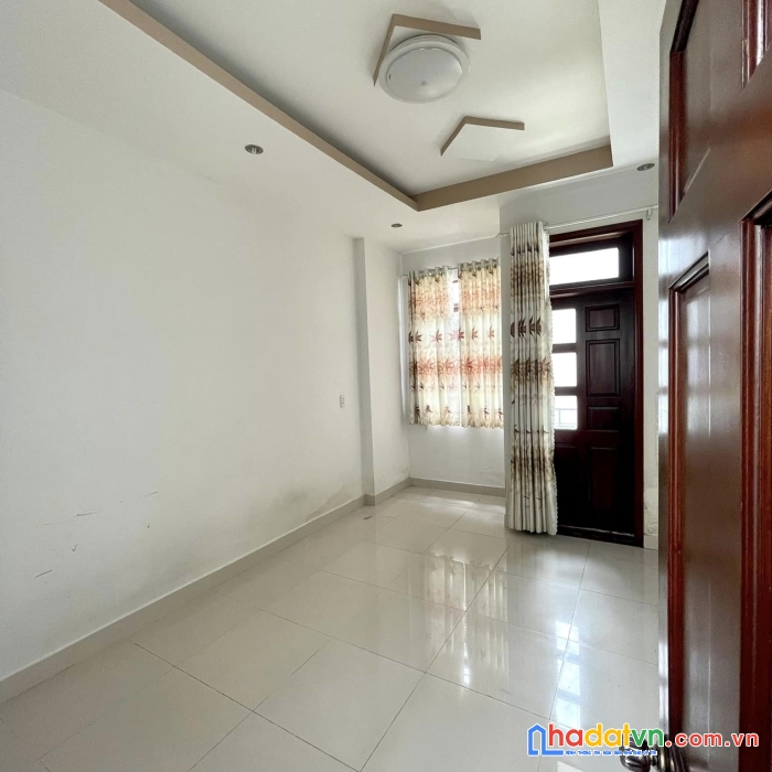 Bán nhà 3 tầng quang trung hẻm ô tô p11 gò vấp