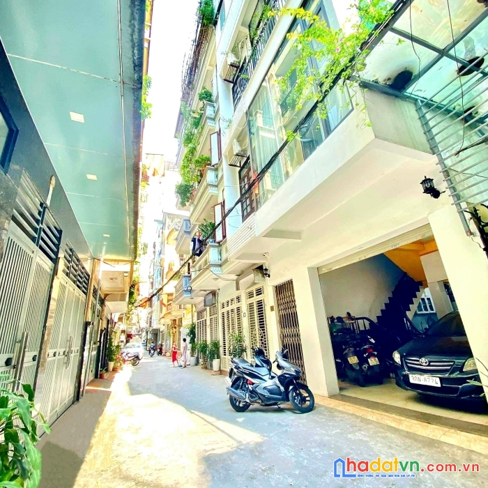 Bán nhà nguyễn chí thanh-ngọc khánh-ba đình-ngõ thông ô tô-sổ phân lô-8.8 tỷ