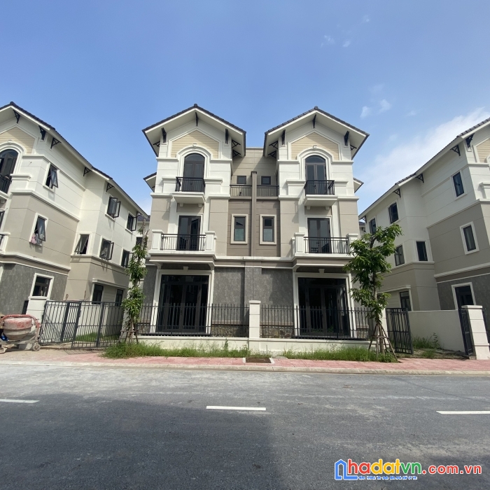 Biệt thự xanh 135m2 tại kđt singapore hướng nam mát mẻ hàng xóm thân thiện chỉ 46tr/m2