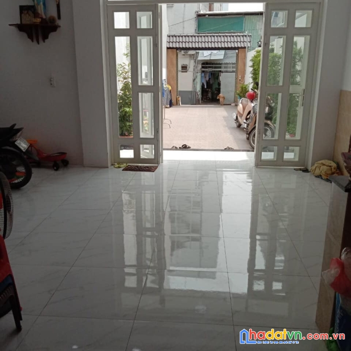 Bán biệt thự sân vườn, xe hơi ngủ trong nhà, phường 8, gò vấp, 120m2, 7.9 tỷ