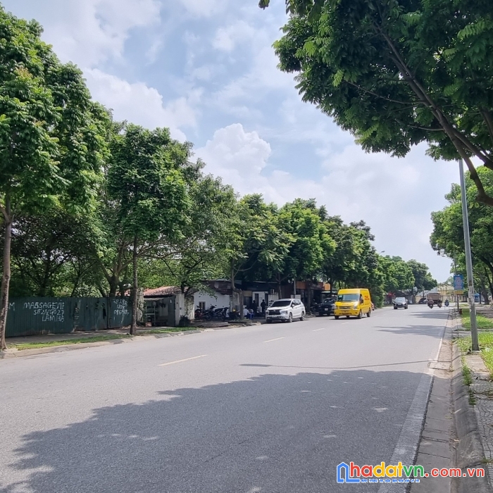 Đất mặt phố lâm hạ -nguyễn sơn - long biên sân bay gia lâm 8000m 10tr/m