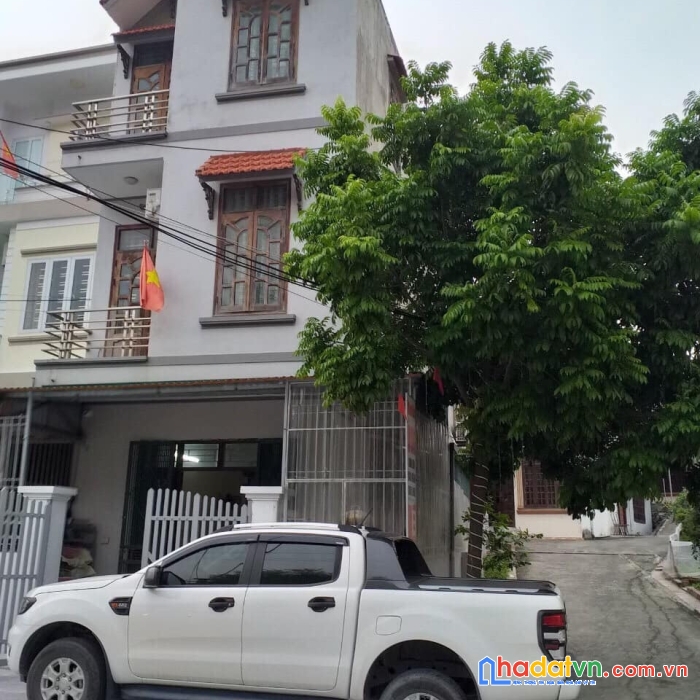 Chính chủ cần bán nhanh căn nhà đẹp mặt đường ec hùng thắng – hạ long – quảng ninh.