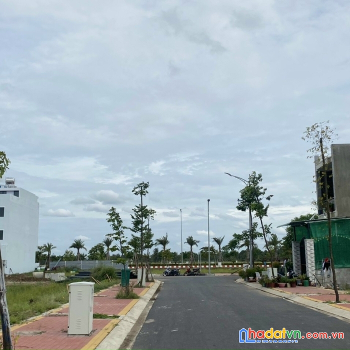 Đất đô thị trung tâm thủ thừa mới- long an đã có sổ hồng từng nền