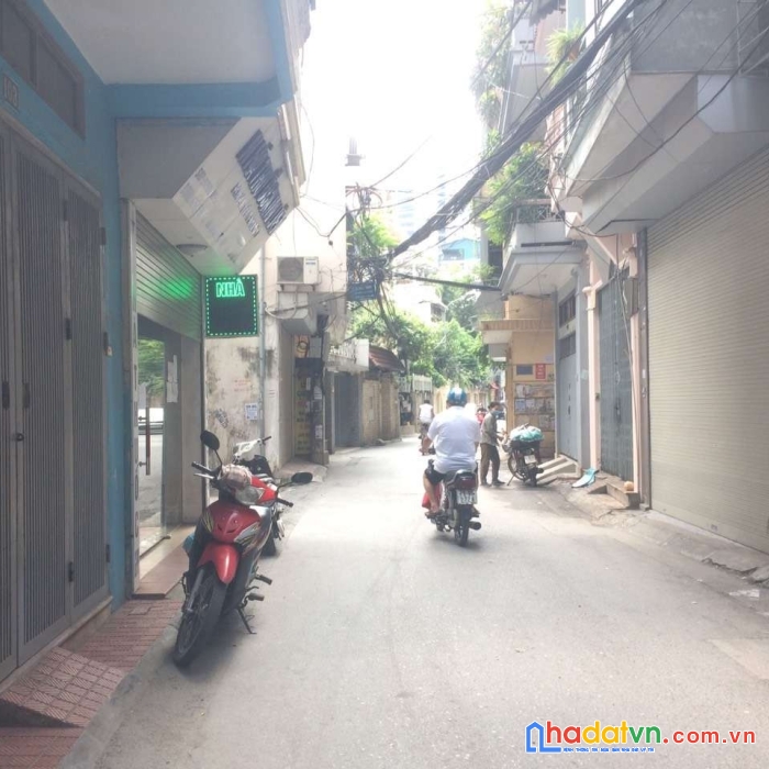 Cho thuê nhà phố vip hoàng cầu đống đa