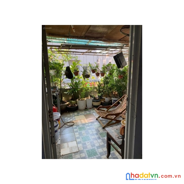 Nhà mặt tiền lý tự trọng 4 tầng, kd, ở đẹp