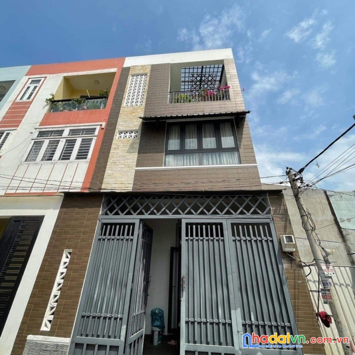 Vạn phúc city, 67m2 , 3 tầng btct , hxh , 5.15x13 , ql13 , đs 9 , thủ đức.