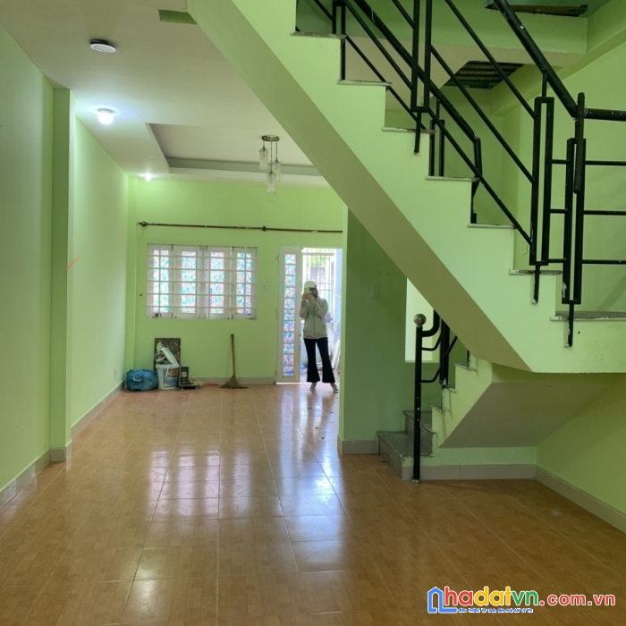 Bán nhà 60m2 hxh 650/ hương lộ 2 bình tân 4.3tỷ