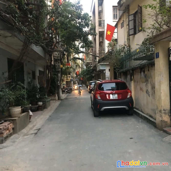 Cần bán gấp - 8,5 tỷ nhà phân lô thái hà-trung tâm quận đống đa - ô tô đỗ cửa - vị trí đẹp nhất phố