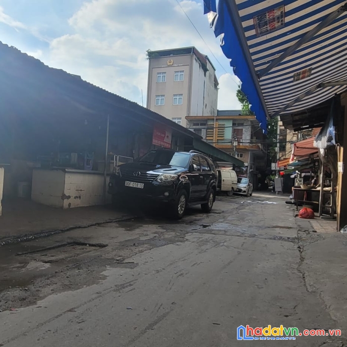 Nhà phố thái thịnh, quận đống đa. nhà ngõ quận đống đa. 53m - 5,7 tỷ - ngõ oto, 50m ra yên lãng