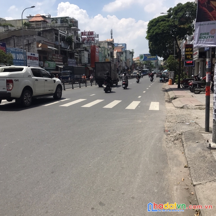 Bán nhà nhỏ sổ hồng, đường bạch đằng p24 nhà cách mặt tiền 20m