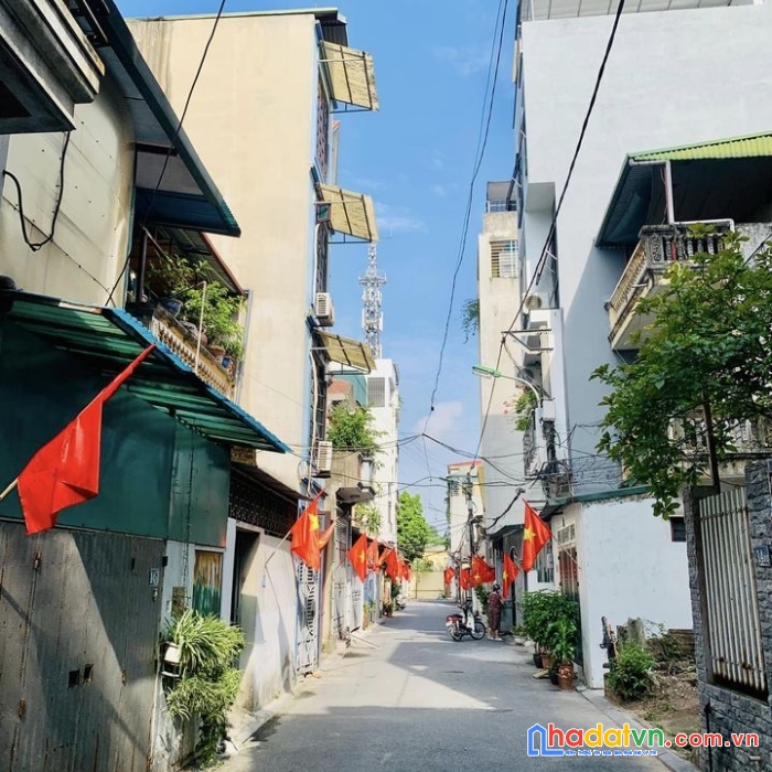 Khu cán bộ lão thành 45m2*4t thanh nhàn giá 2.5 tỷ