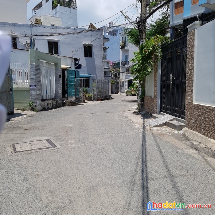 Dương thị mười 180m2 hẻm xe tải, nhà ngộp gấp bán