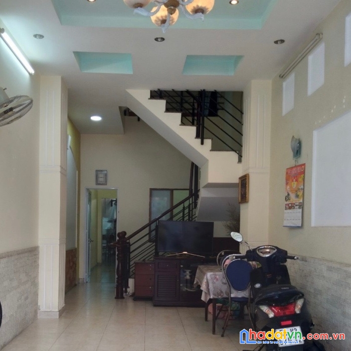Chính chủ cần bán căn nhà vị trí đẹp giá đầu tư tại quận tân bình tphcm