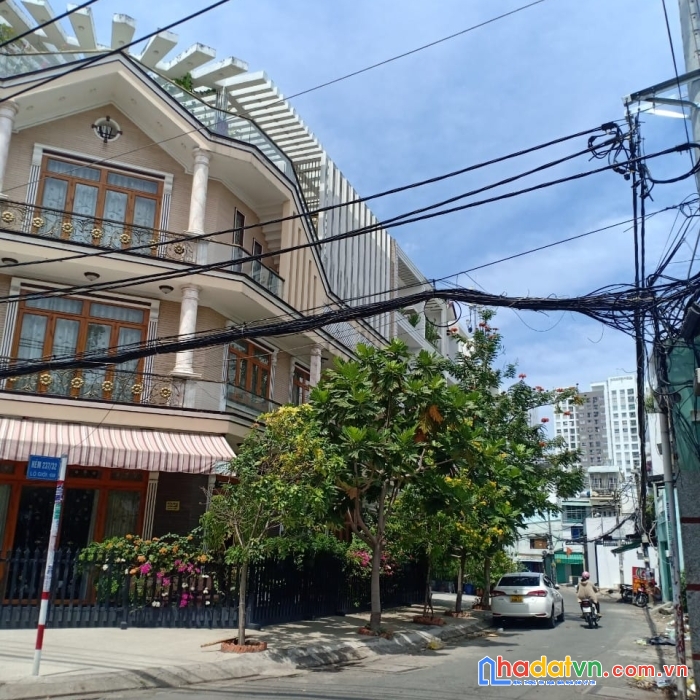 Bán nhà biệt thự, 4 tầng thang máy, hòa bình, tân phú, 127 m2, nhỉnh 12 tỷ.