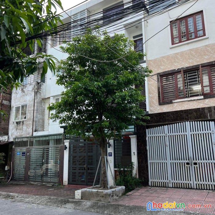 Chính chủ gửi bán liền kề văn khê hà đông 83m2 4 tầng hoàn thiện 9.6 tỷ.