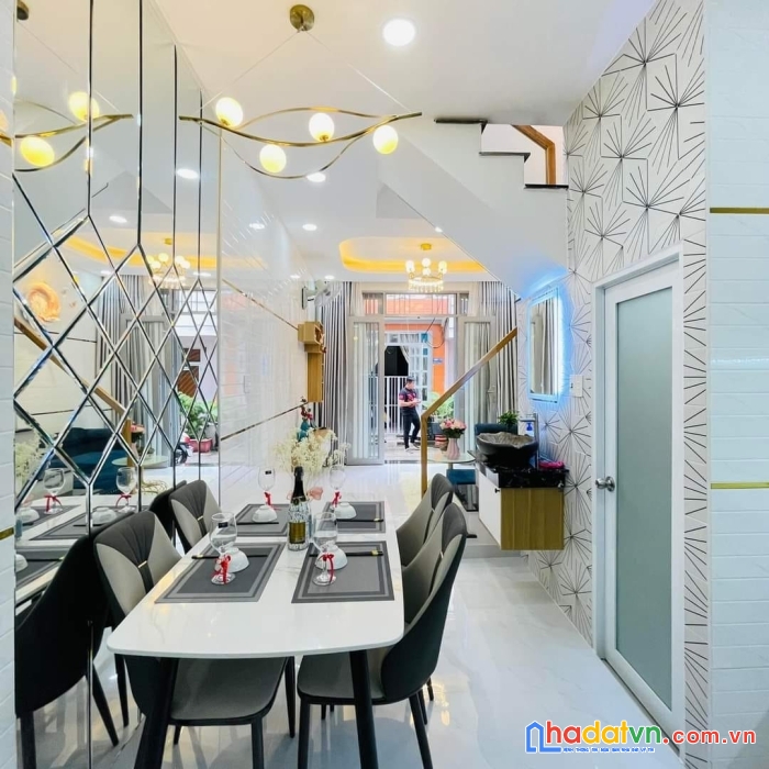 Bán nhà q3 4pn 3 tầng 58 m2 nở hậu nhà mới cứng lê văn sỹ p14 chỉ hơn 9 tỷ