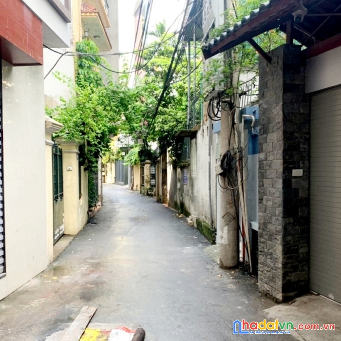 Mảnh đất hiếm giữa phố nhật chiêu và ll. quân, sát hồ tây dt40m, giá 5,5  tỷ.