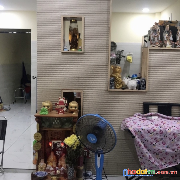 Bán nhà lê văn việt quận 9. 63m2 hxh sát vincom. chỉ 3 tỷ 700.
