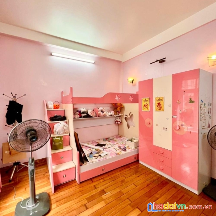 Bán nhà nguyễn khang, lô góc-kinh doanh-ô tô-v/trí trung tâm, 60m2x6t, hơn 11 tỷ.
