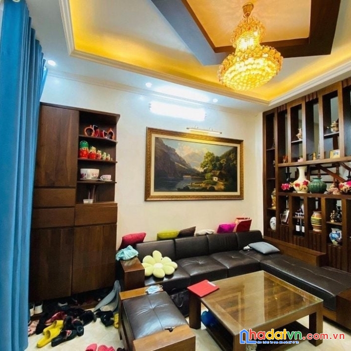 Hiếm lắm luôn! cầu giấy_ 2 thoáng vv_ngõ nông_sát phố_sổ vuông 45mx4t chỉ 4,5 tỷ