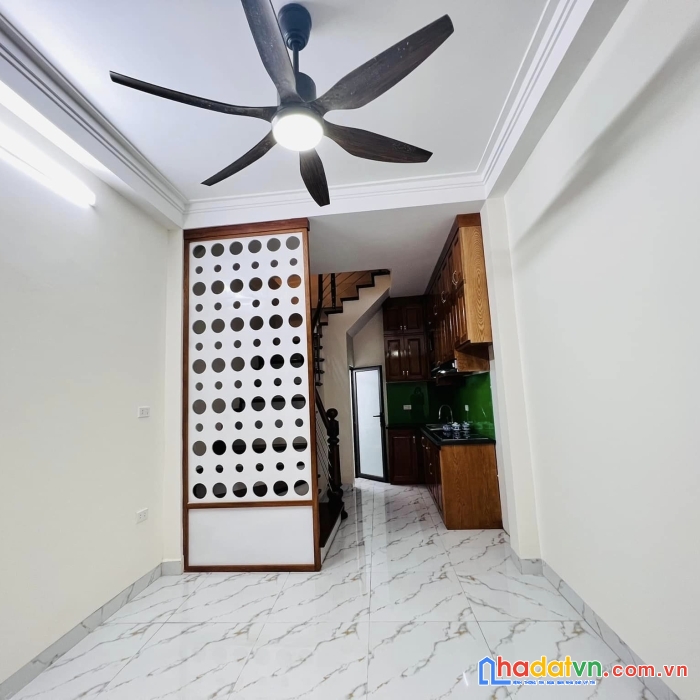 Bán nhà 4 tầng phố giảng võ 26m2 - giá chào 2,9 tỷ - vị trí siêu đẹp- cực gần ô tô