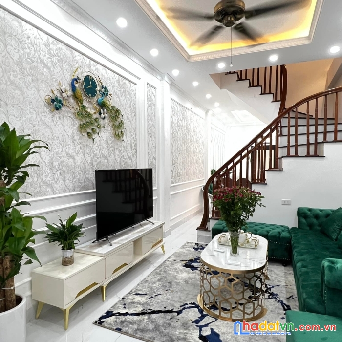 Chính chủ cần bán nhà hồ tùng mậu 50m2x 4 tầng, mặt tiền 4m, giá 5 tỷ