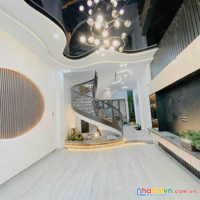 Nhà quận cẩm lệ, ô tô ngủ trong nhà, 110m2, tặng nội thất vip, giá chỉ 4 tỷ nhỏ.