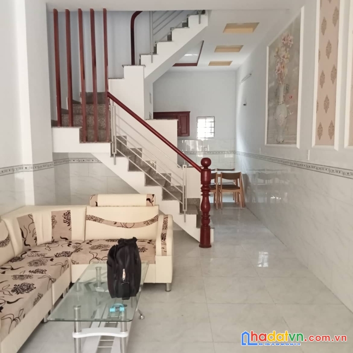 Nhà đẹp hxh bùi quang là gò vấp 2 lầu 30m2 giá chỉ 4.2